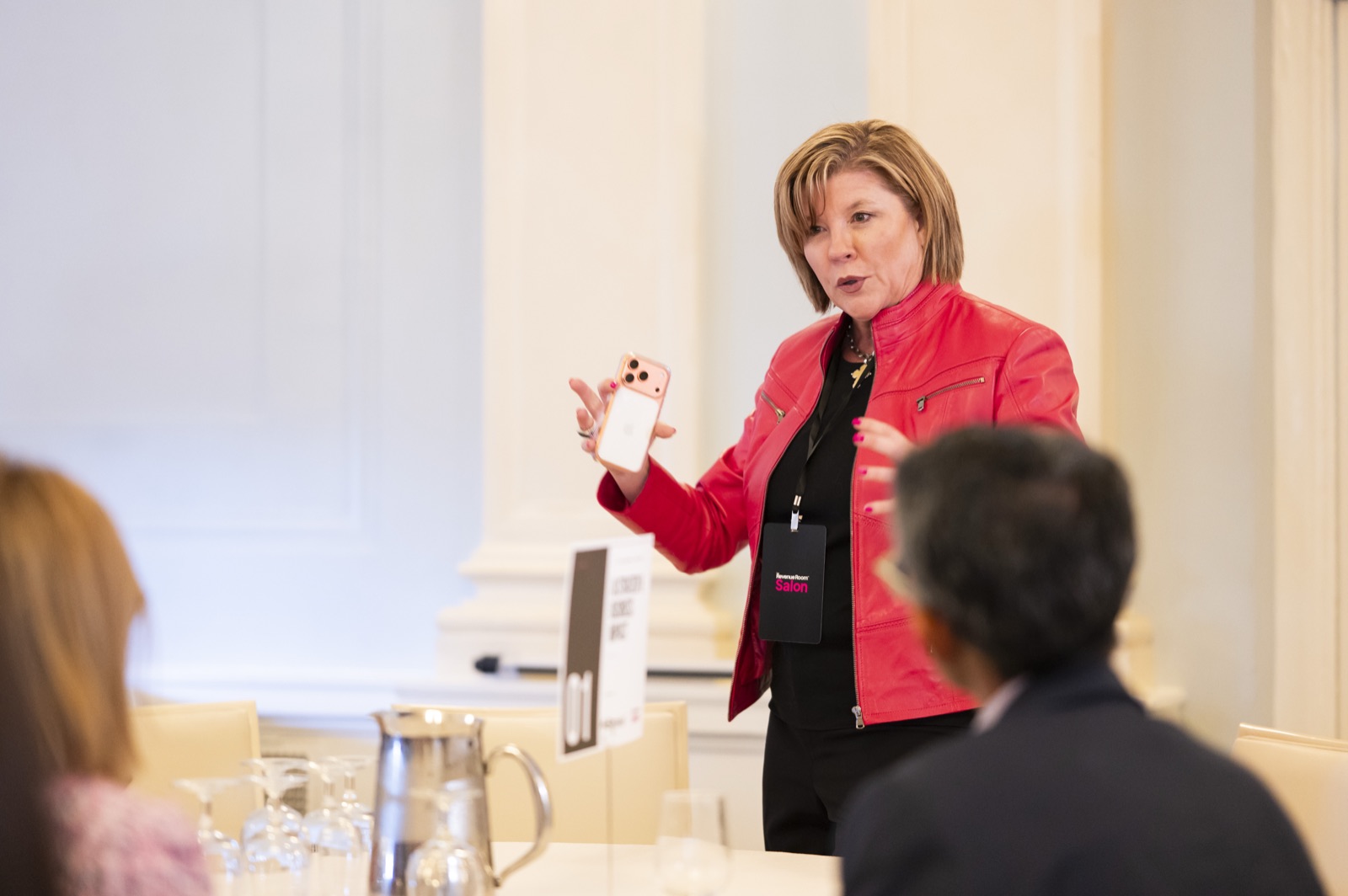 A leader speaking during the afternoon Salon Exchanges