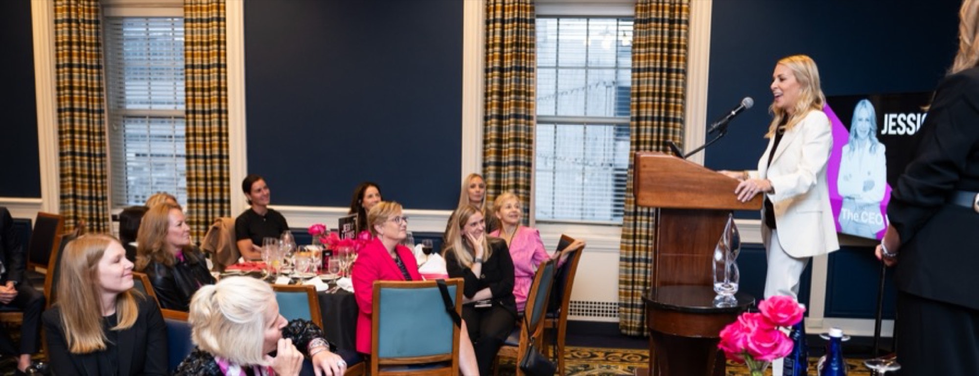 Jessica Sibley accepts the inaugural CEO Vanguard Award